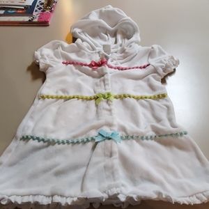 White towel swimming cover